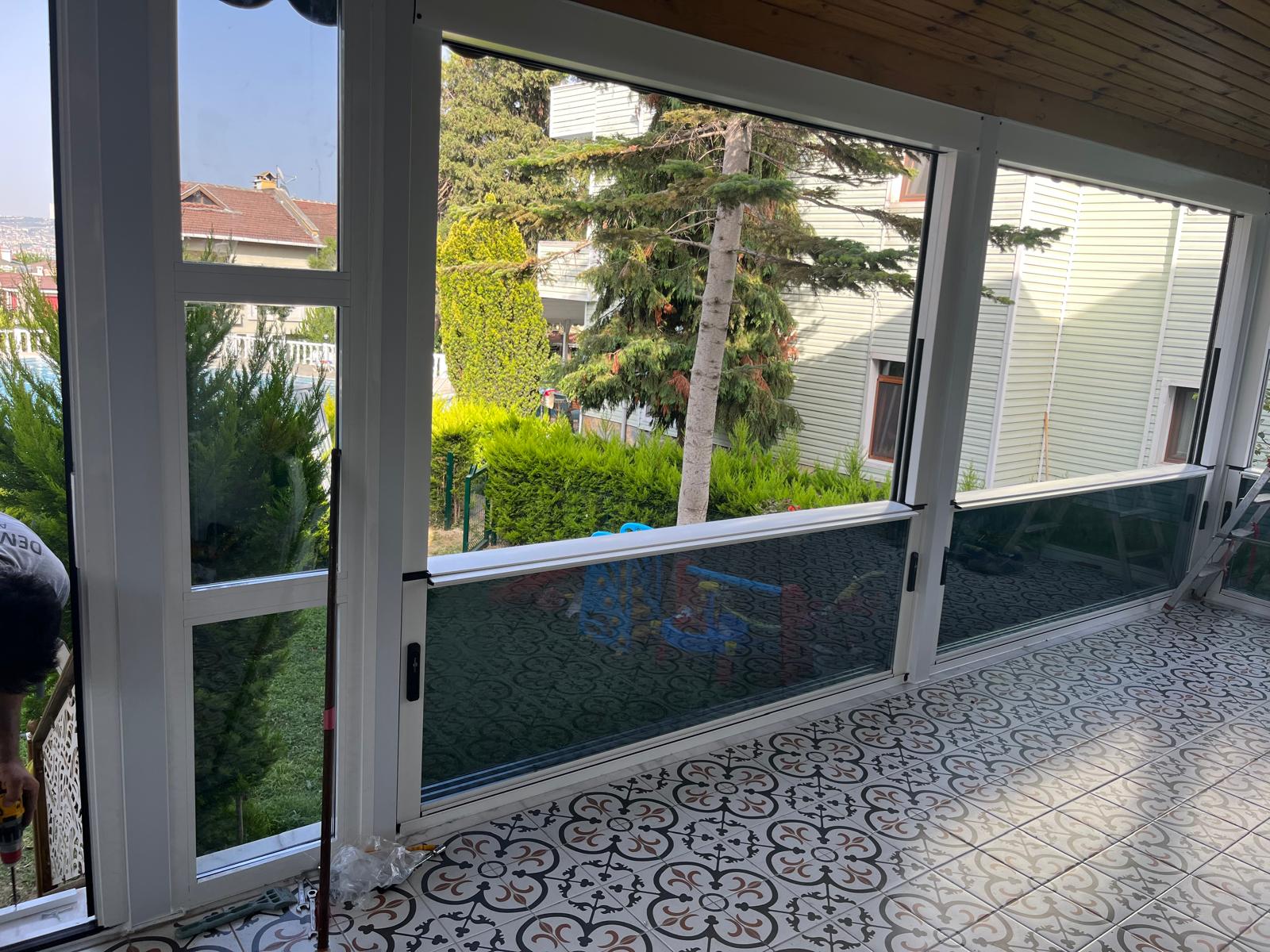 Kış Bahçesi Ve Giyotin 1